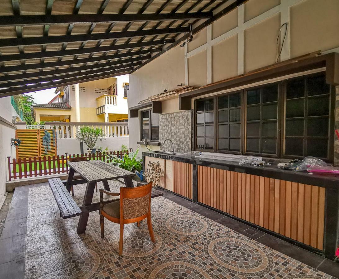 Ria Homestay Johor Bahru Esterno foto
